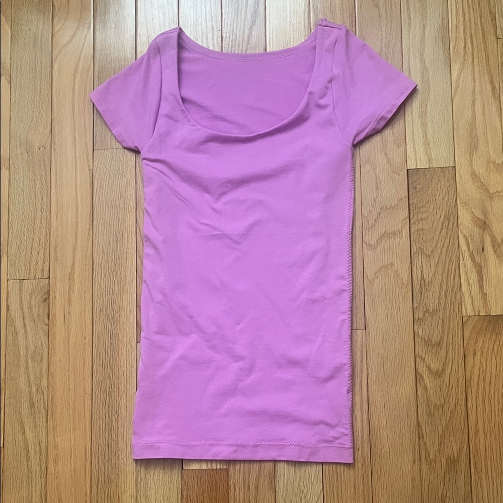 Aeropostale Women's Lavender Short Sleeve Tee